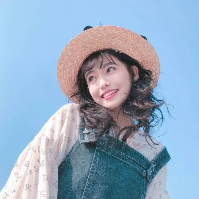 ���������¾��� ��ů��� ��������������һ���黰��<�����ϵ����Ůͷ+�ø�>