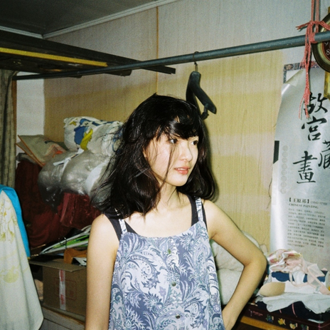 grass:���ڵı�����<�Բ�Ůͷ>