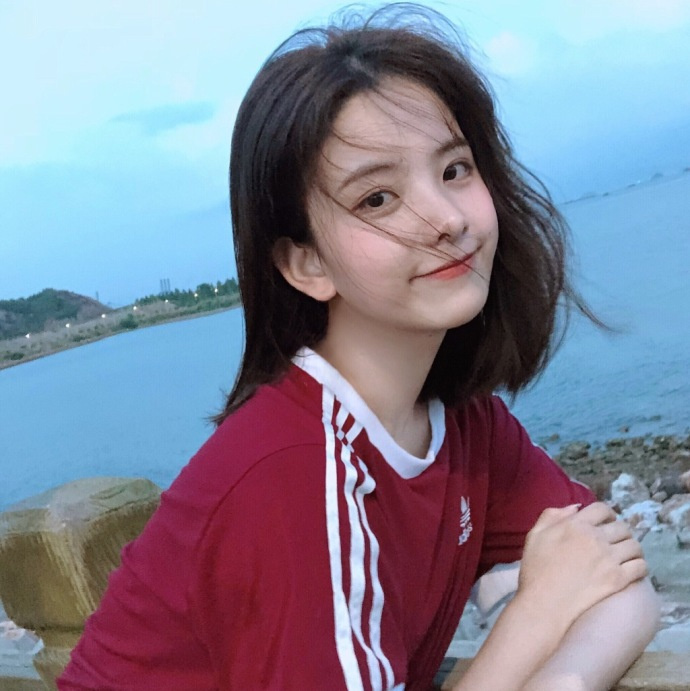 grass:���μ����μ���<�����Բ�Ůͷ>